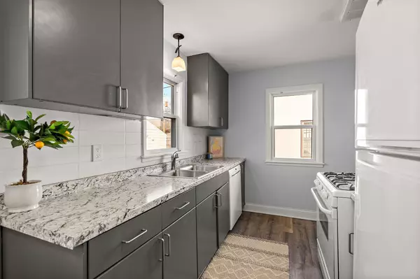 Saint Paul, MN 55119,1787 Orange AVE E