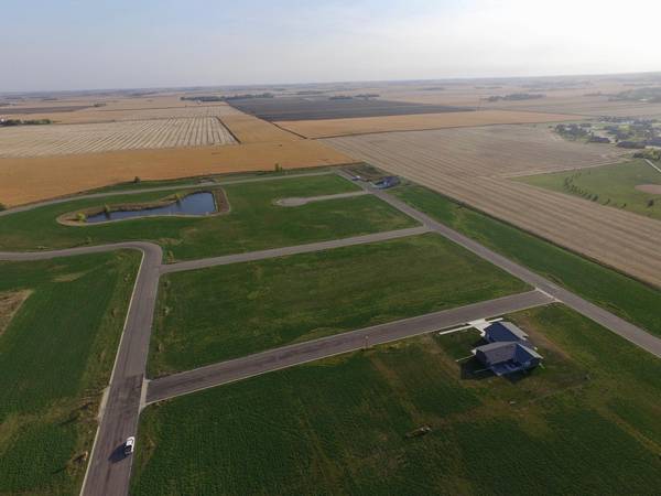 1105 Granite TRL, Marshall, MN 56258