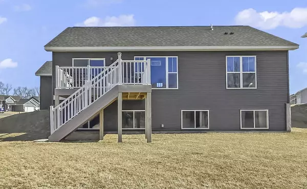 Isanti, MN 55040,941 Whiskey RD NW