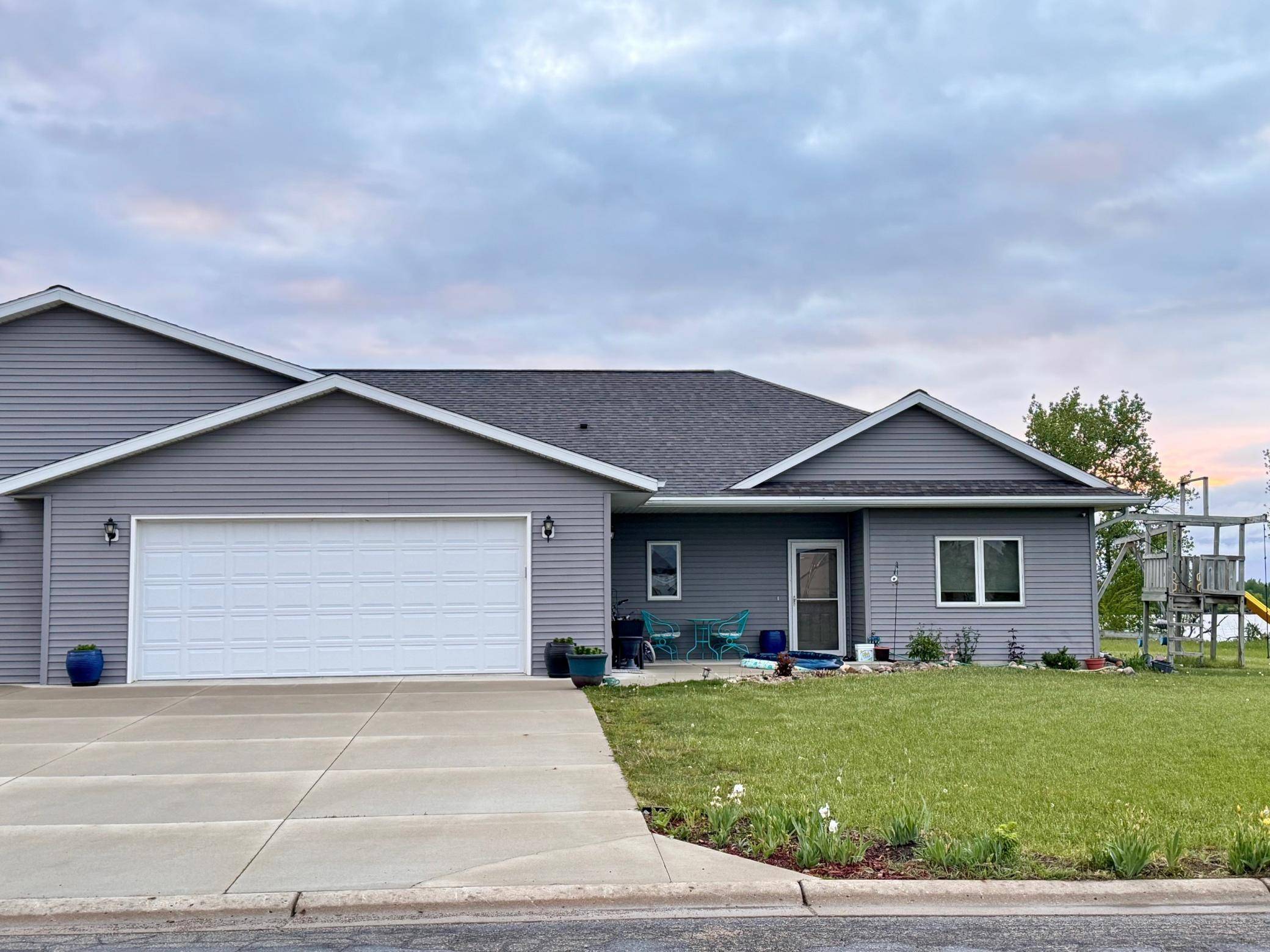 1021 Grandview DR, Balaton, MN 56115