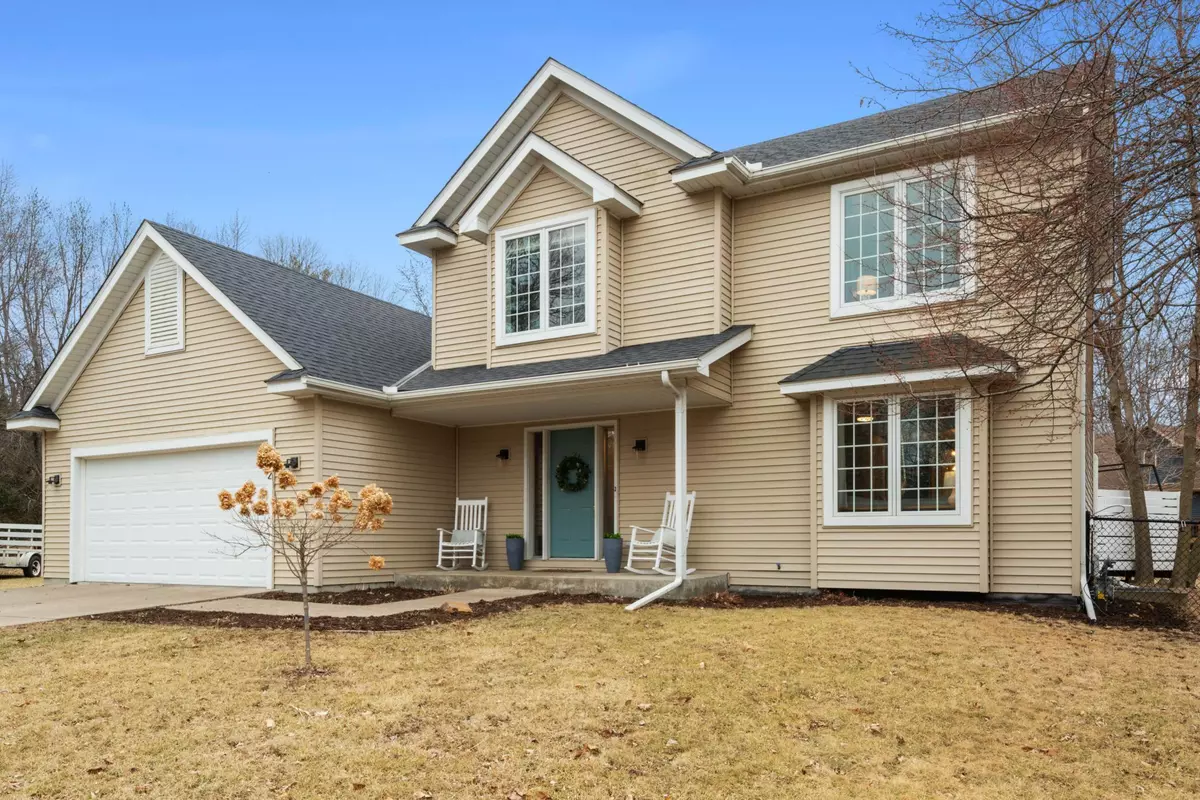 Watertown, MN 55388,712 Amundson LN