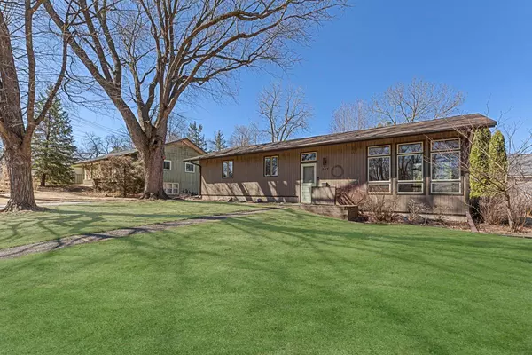 307 Cherry ST, Northfield, MN 55057