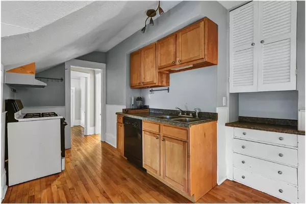 Minneapolis, MN 55407,3600 17th AVE S #301