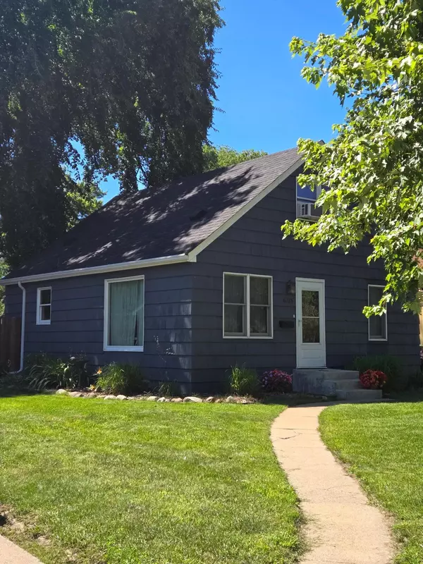 Brooklyn Center, MN 55429,6715 France AVE N