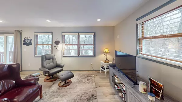 Mora, MN 55051,1607 Larson DR