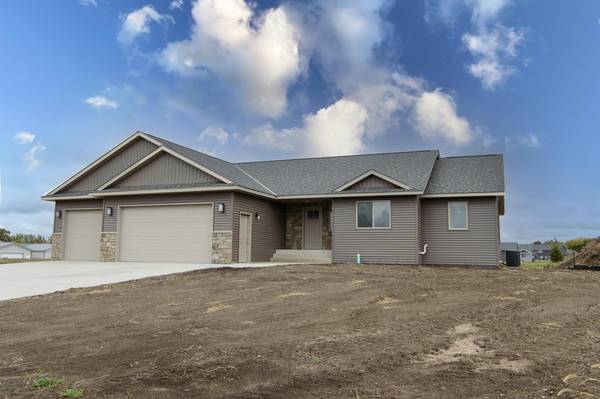 2733 Wilderness Ridge RD SE, Alexandria Twp, MN 56308