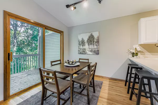 Shoreview, MN 55126,810 Sherwood RD