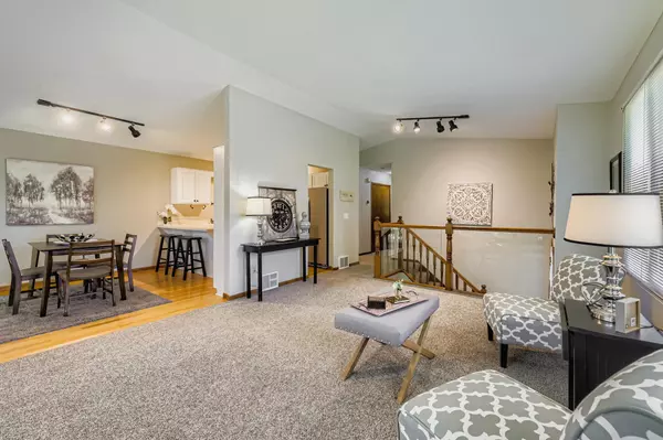 Shoreview, MN 55126,810 Sherwood RD