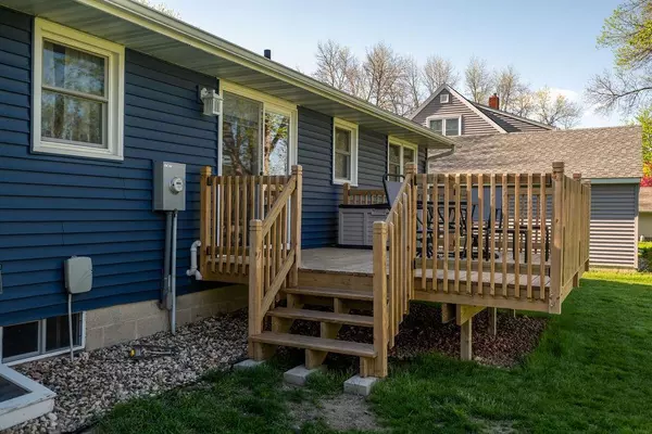 Raymond, MN 56282,305 5th ST S