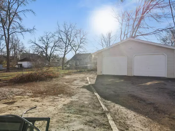 Prior Lake, MN 55372,4567 Colorado ST SE #101