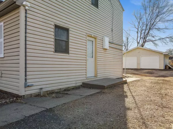 Prior Lake, MN 55372,4567 Colorado ST SE #101