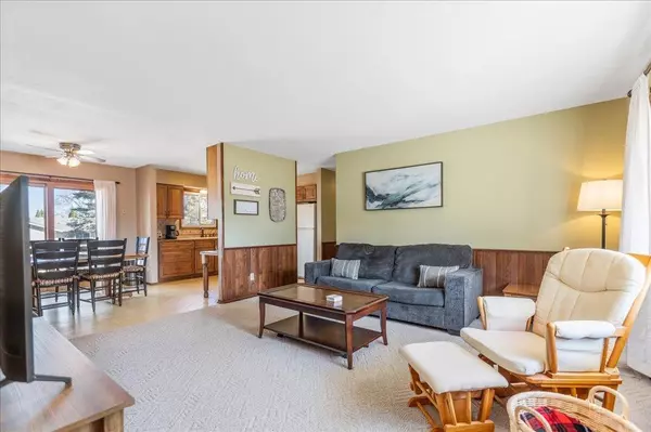 Winsted, MN 55395,683 Northgate DR