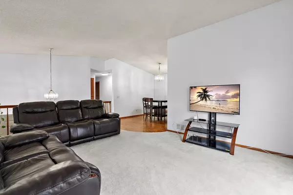 Shoreview, MN 55126,189 Galtier PL
