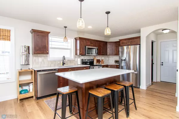 Fargo, ND 58104,4891 38th AVE S