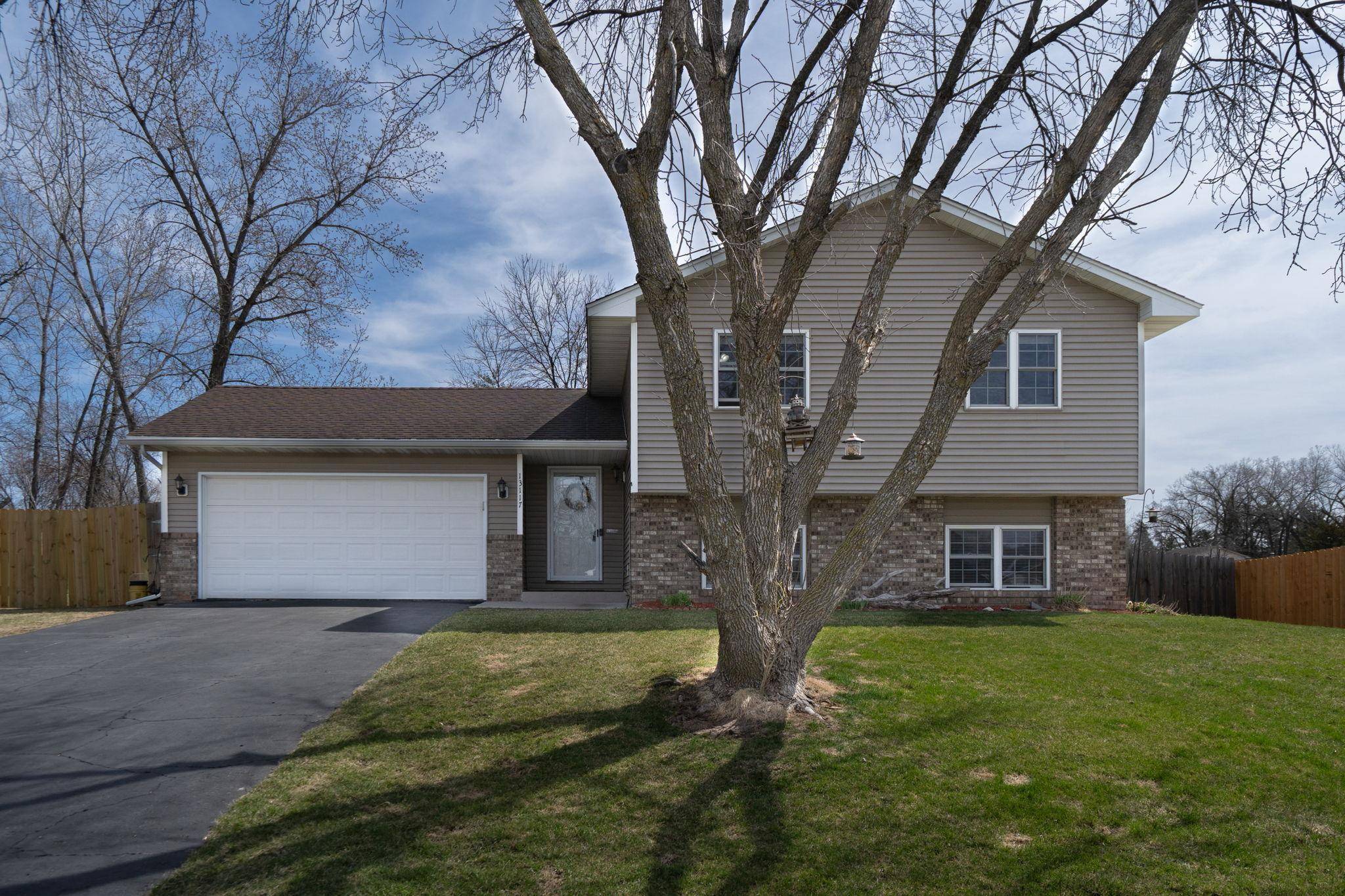 13117 Xavis ST NW, Coon Rapids, MN 55448