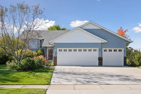 6850 94th ST NE, Monticello, MN 55362