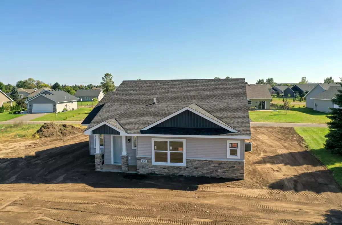 Osceola, WI 54020,260 Spring ST