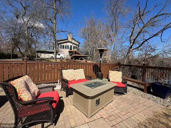 Monticello, MN 55362,5 Riverside CIR