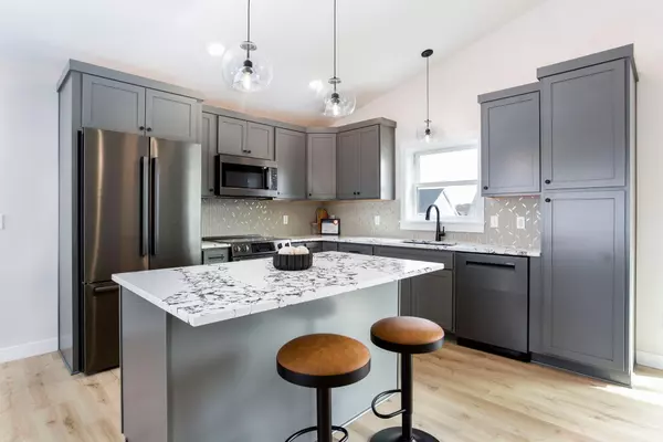 Star Prairie Twp, WI 54017,872 183rd CT