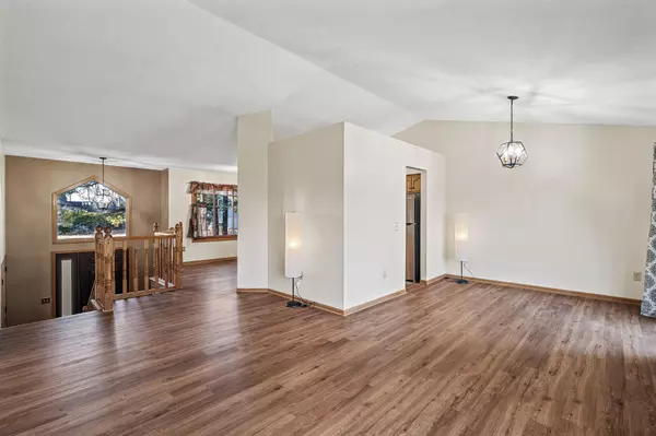 Andover, MN 55304,2103 142nd AVE NW