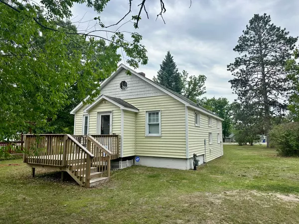 329 Main ST NW, Menahga, MN 56464