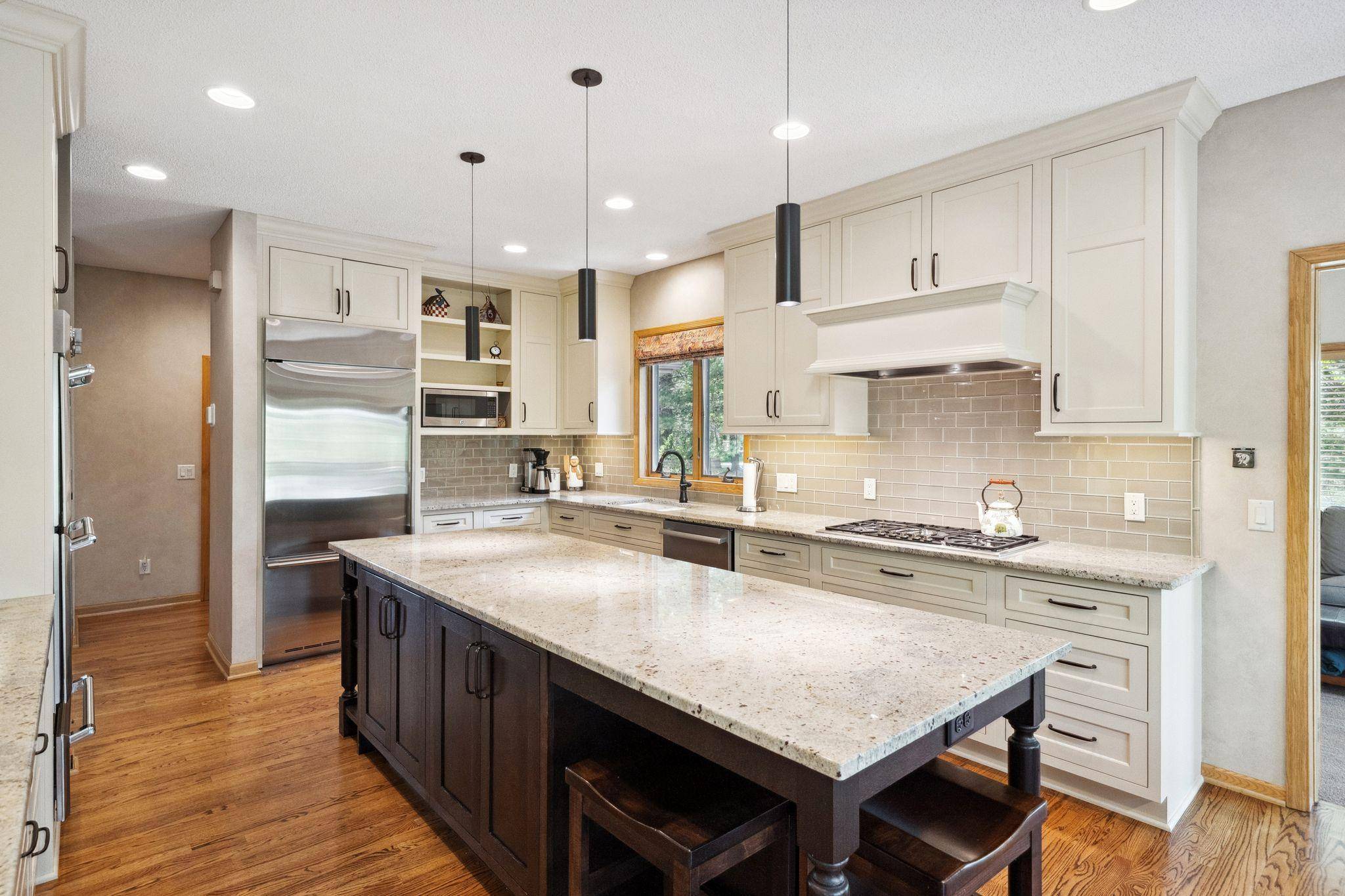 Lakeville, MN 55044,9455 Livery LN