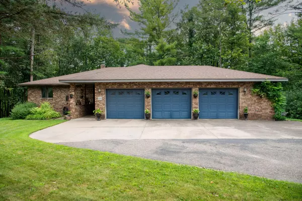 W828 Evergreen CT, Spring Valley, WI 54767