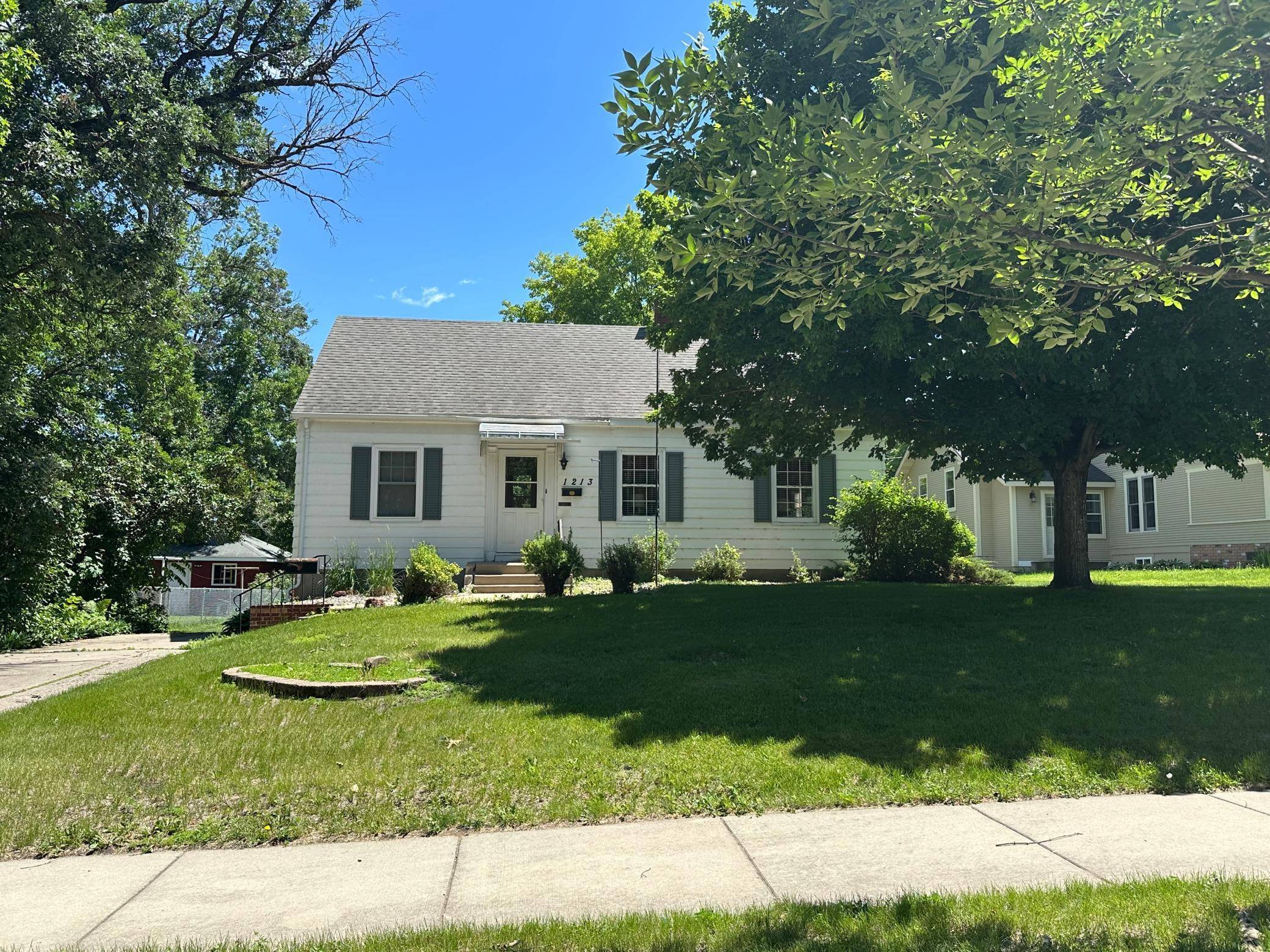 1213 Minnesota AVE, Detroit Lakes, MN 56501