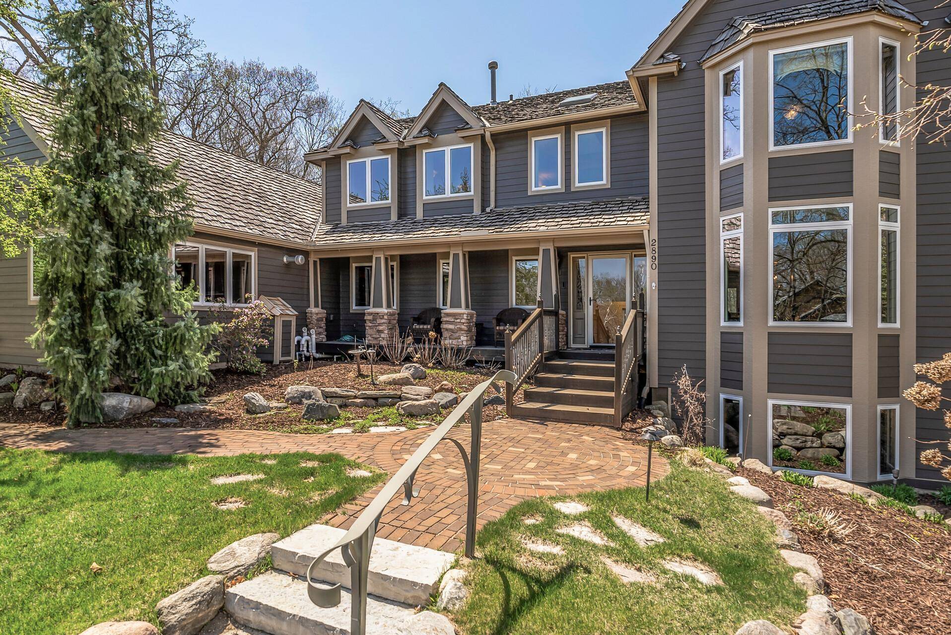 Chaska, MN 55318,2890 Autumn Woods DR
