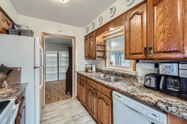 Maplewood, MN 55119,2410 7th ST E