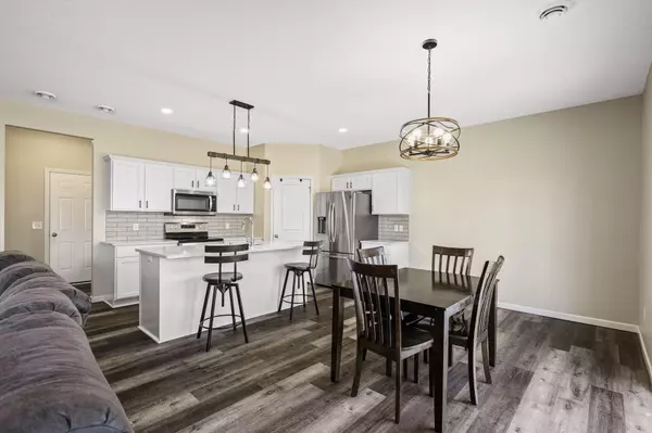 Saint Michael, MN 55376,9233 27th ST NE