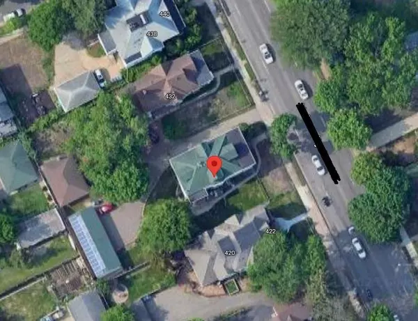 Minneapolis, MN 55413,428 University AVE NE