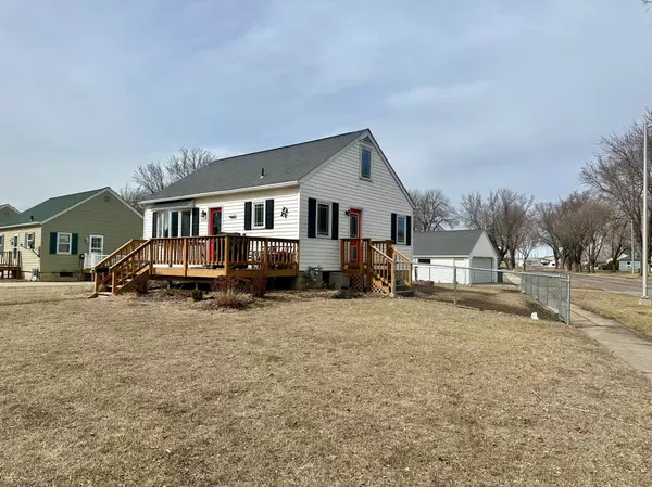 Worthington, MN 56187,425 Clary ST