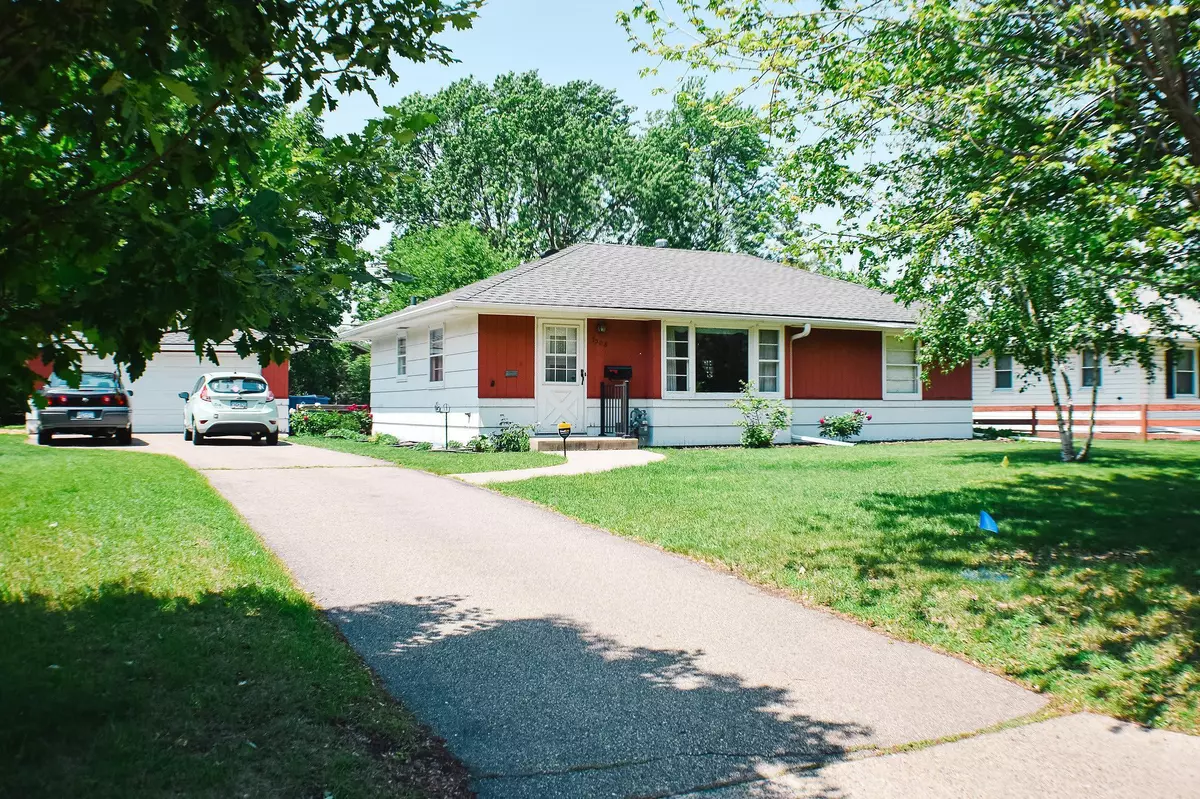 Richfield, MN 55423,7508 15th AVE S