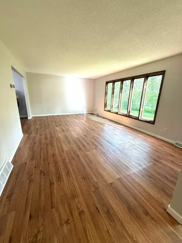 Cambridge Twp, MN 55008,2087 352nd AVE NE