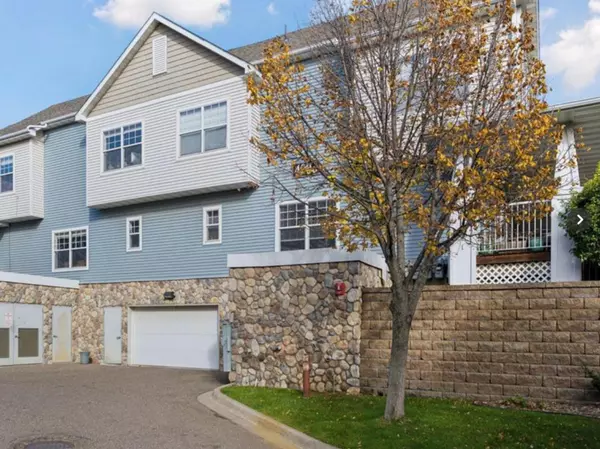 Plymouth, MN 55442,4900 Underwood LN N #G