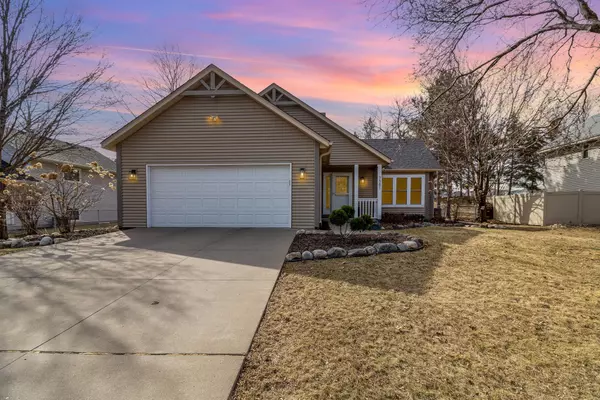 Woodbury, MN 55125,7381 Chesham LN
