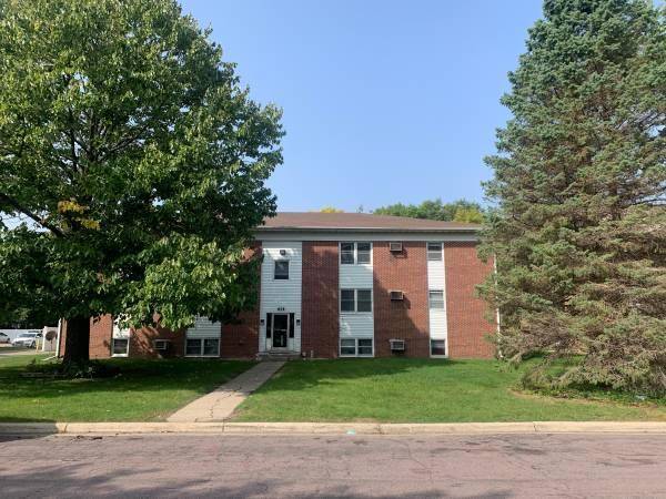 North Mankato, MN 56003,414 Allan AVE