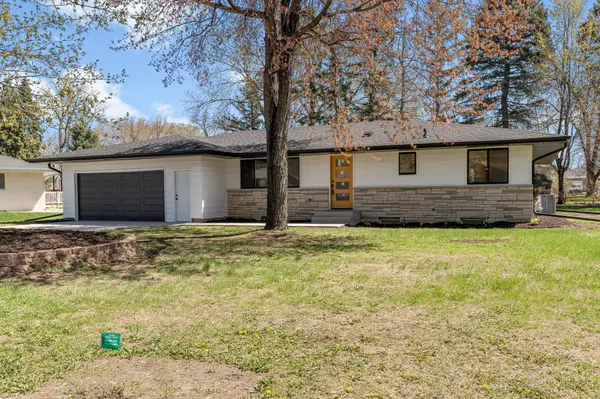 Golden Valley, MN 55422,1220 Unity AVE N