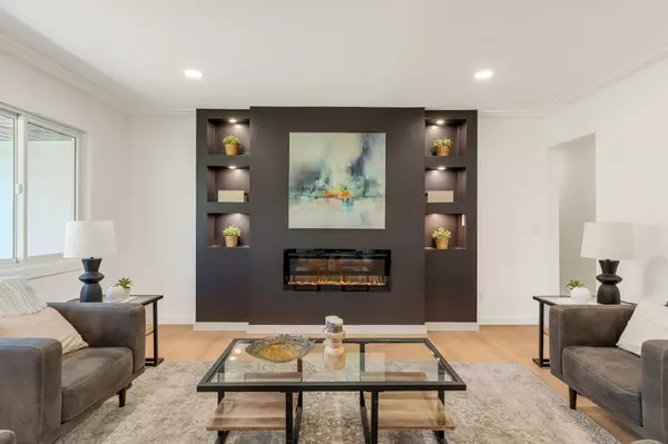 Golden Valley, MN 55422,1220 Unity AVE N