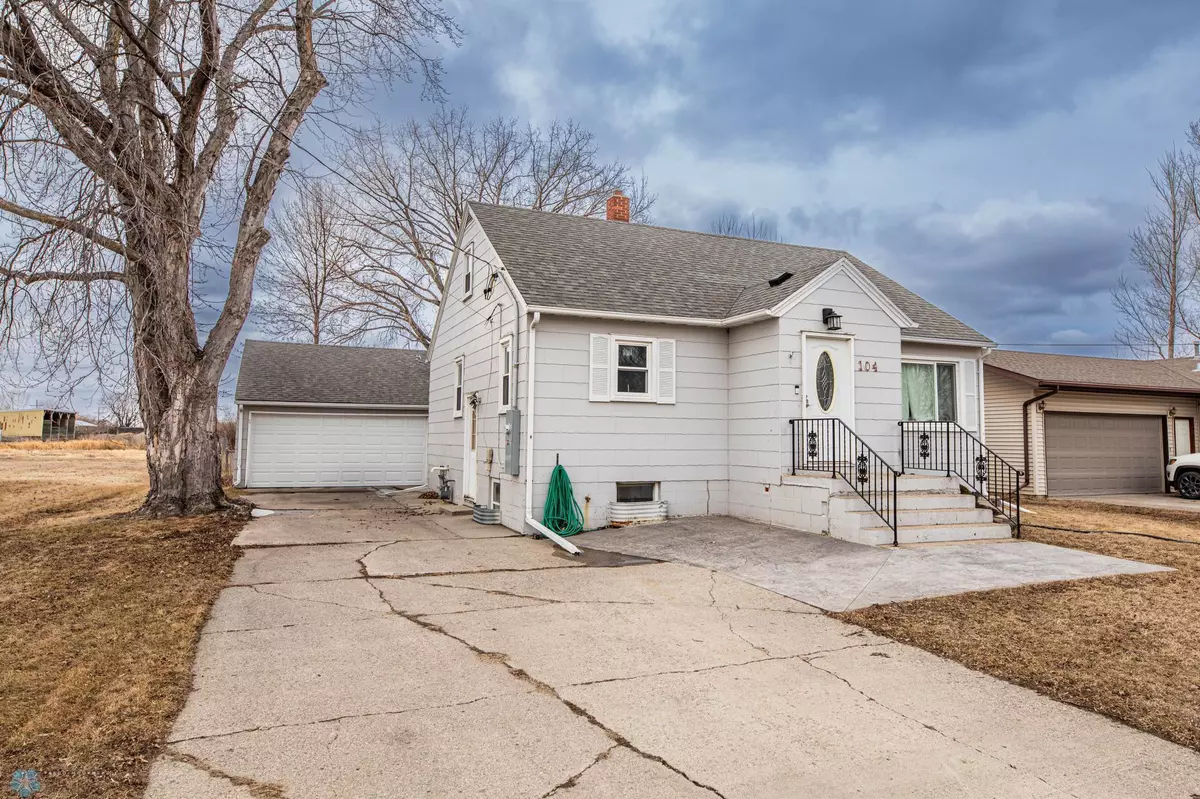 Dilworth, MN 56529,104 4th ST SW