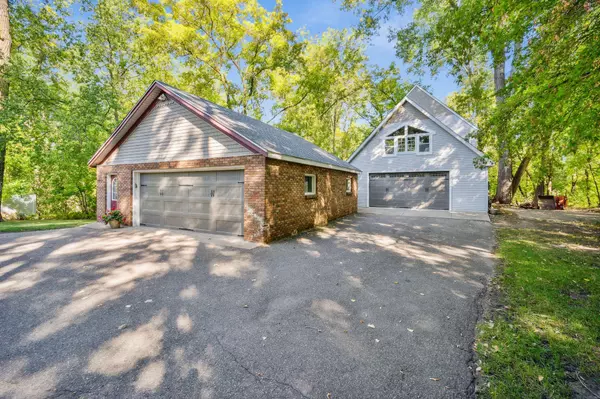 Maplewood, MN 55109,1847 Kohlman AVE