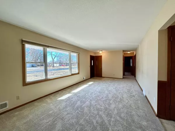 Eden Prairie, MN 55344,16170 Westgate TRL