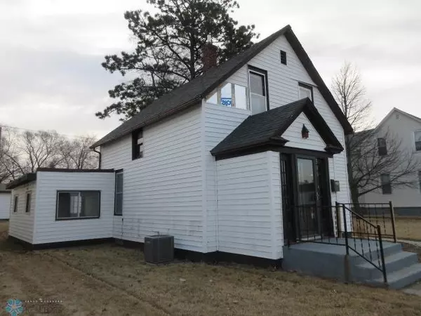Jamestown, ND 58401,506 3rd AVE NW