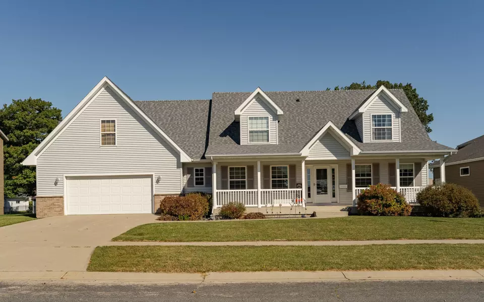 111 Prairie Stone CT SE, Stewartville, MN 55976