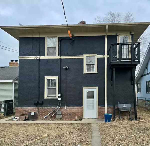 Minneapolis, MN 55411,1639 Russell AVE N
