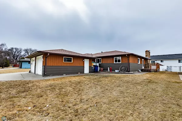 Moorhead, MN 56560,1123 19th ST N
