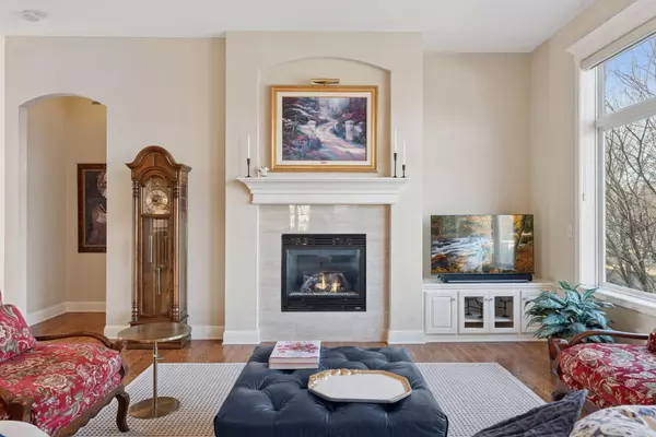 Blaine, MN 55449,11821 Naples CIR NE