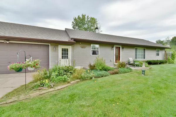 Mora, MN 55051,1932 290th AVE