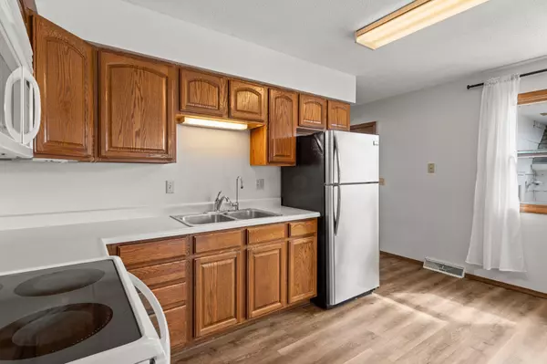 Truman, MN 56088,222 N 2nd AVE E